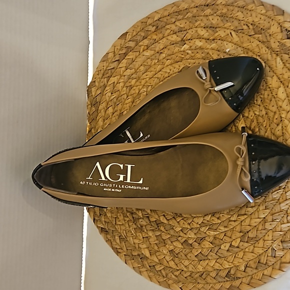 AGL | Women's Black Carmel Leather Dara Cap Toe Ballet Flats with Bow Sz 9.5 - Picture 3 of 13